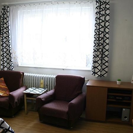 Vejminek U Drahusky Mcely Apartamento Exterior foto