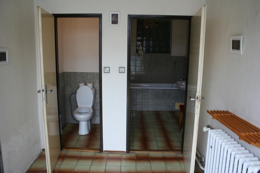 Vejminek U Drahusky Mcely Apartamento Exterior foto